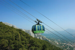 Mont-parness-007